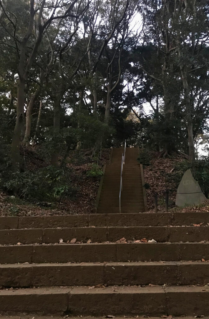 The stairs leading up to Doryo-do